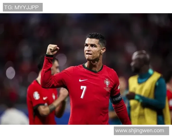 从贫困街头到绿茵传奇 足球巨星背后鲜为人知的悲惨身世揭秘 从贫困街头到绿茵传奇 足球巨星背后鲜为人知的悲惨身世揭秘