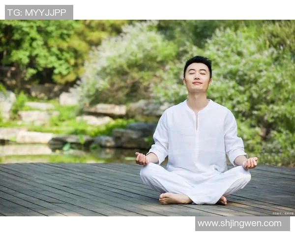 当代足球球星打坐修心展现运动与静心结合的新风貌 当代足球球星打坐修心展现运动与静心结合的新风貌