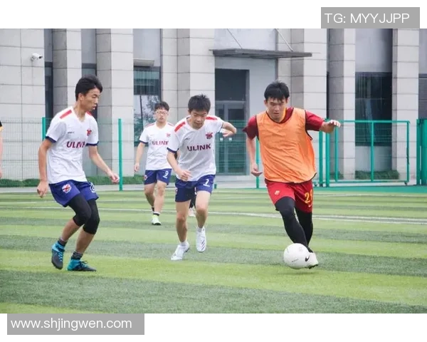 泰国足球队13大球星盘点实力与风采 展现亚洲绿茵新力量 泰国足球队13大球星盘点实力与风采 展现亚洲绿茵新力量